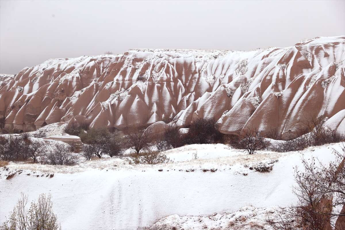 Mevsimin ilk karı düştü, ünlü vadiler gelinlik giydi 2